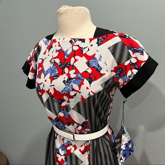 NWT Peter Pilotto Short Sleeved Dress in Red Floral & Check Print with Belt 6 - Picture 3 of 10